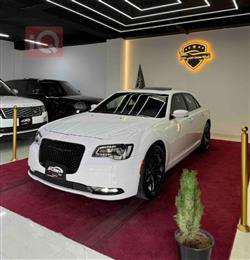 کرایسلەر 300